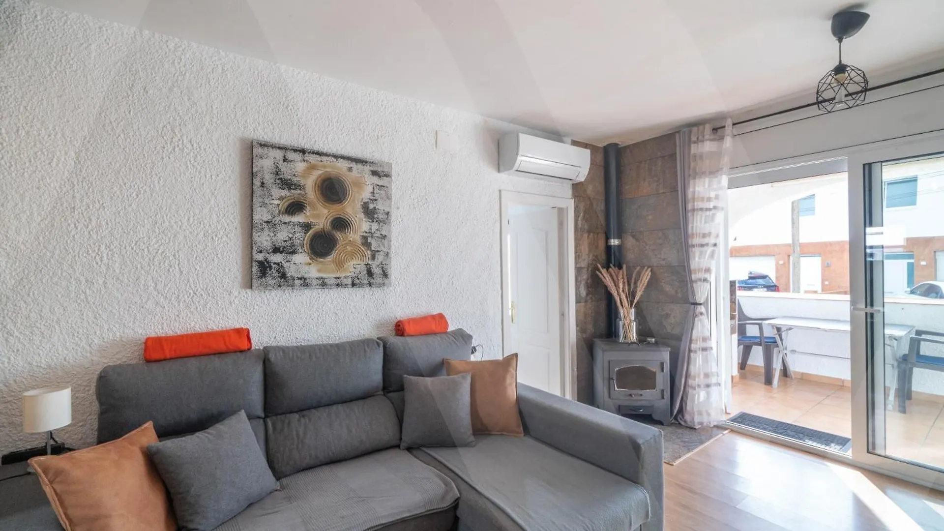 Belle Maison Roses Puig Rom By Welhomy 0*,  إسبانيا